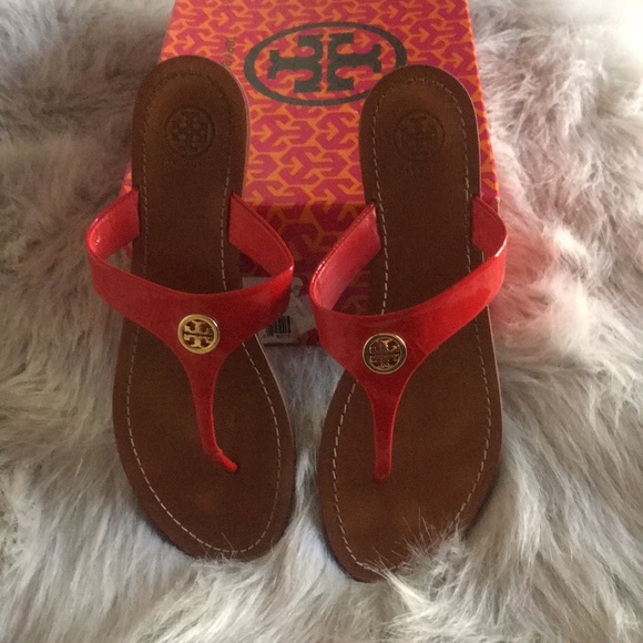 Tory Burch Shoes - Tory Burch Cameron thong sandal